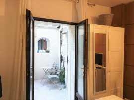 
                                                                                        Location de vacances
                                                                                         Meuble 2 pieces RUE SAINT CHARLES 75015 Paris