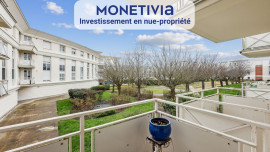 
                                                                                        Vente
                                                                                         MONTIGNY-LE-BRETONNEUX - CENTRE-VILLE - APPARTEMENT 3 PIÈCES AVEC BALCON