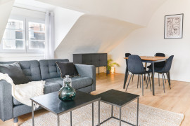 
                                                                                        Location
                                                                                         Nantes Graslin T2 43m2 meublé neuf dernier étage