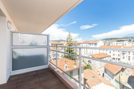 
                                                                                        Vente
                                                                                         NICE / BORRIGLIONE - Appartement studio avec terrasse à vendre