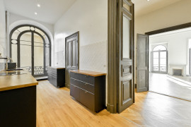 
                                                                                        Vente
                                                                                         NICE CIMIEZ - Superbe appartement atypique dans Palais bourgeois