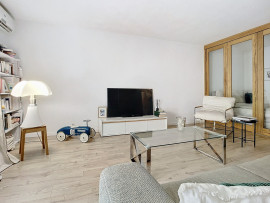 
                                                                                        Vente
                                                                                         Nice Cimiez - Très bel appartement entièrement rénové dans résidence avec piscine