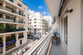 
                                                                                        Vente
                                                                                         NICE - Musiciens - Bel appartement 3 pièces rénové en plein cœur des Musiciens