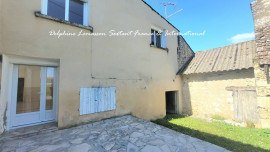 
                                                                                        Vente
                                                                                         Opportunité à Monbazillac, 3 logements, à 10mns de Bergerac 