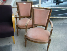 
                                                                        Meuble
                                                                         Paire de fauteuils XVI, promotion