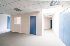 
                                                                                        Vente
                                                                                         Plateau de bureaux de 400 m² à Orléans (45)