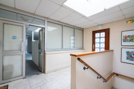 
                                                                                        Vente
                                                                                         Plateau de bureaux de 400 m² à Orléans (45)