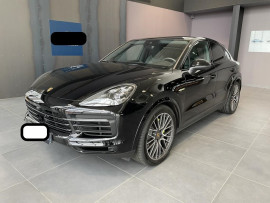 
                                                                                        Voiture
                                                                                         PORSCHE CAYENNE COUPE E-hybrid 3.0 v6 462