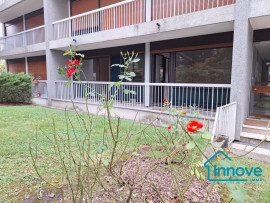 
                                                                                        Vente
                                                                                         Rive droite : 2 pièces avec balcon plein sud