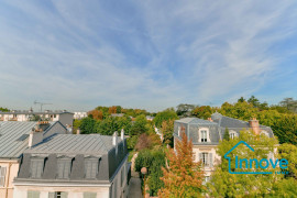 
                                                                                        Vente
                                                                                         Rive-Droite : rare T3 avec terrasse de 55 m² vendu loué