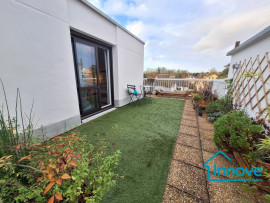 
                                                                                        Vente
                                                                                         Rive-Droite : rare T3 avec terrasse de 55 m² vendu loué