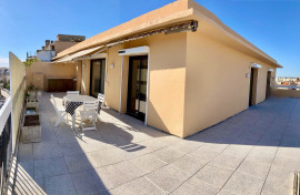 
                                                                                        Location
                                                                                         ROOF TOP - TOIT TERRASSE 100m2