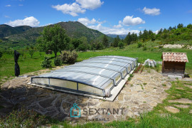 
                                                                                        Vente
                                                                                         Saint-Lions : Maison de 180m2 avec piscine, 4 chambres, sur un terrain de 1,9 hectares en pleine nature