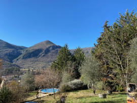 
                                                                                        Vente
                                                                                         SOSPEL-Maison sur 4 niveaux 200m²-Terrain 1300m²