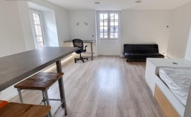 
                                                                                        Location
                                                                                         studio 1 pièce 15 m² Un  tout équipé