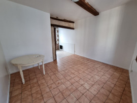 
                                                                                        Location
                                                                                         Studio Arras-Centre 27m2