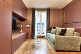 
                                                                                        Location
                                                                                         Studio Chic style Boudoir Parisien