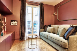 
                                                                                        Location
                                                                                         Studio Chic style Boudoir Parisien