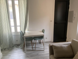 
                                                                                        Location
                                                                                         Studio Duplex quartier Saint-Michel - 1331110