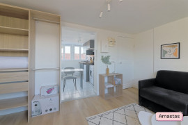 
                                                                                        Location
                                                                                         Studio meublé avec soin - Roubaix 1591204