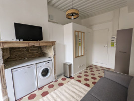 
                                                                                        Location
                                                                                         STUDIO MEUBLE DE 19M2 SUR LYON 9