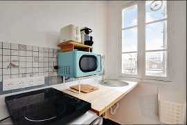 
                                                                                        Location
                                                                                         Studio meuble et lumineux - INVALIDES