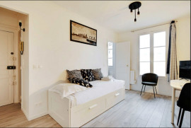 
                                                                                        Location
                                                                                         Studio meuble et lumineux - INVALIDES