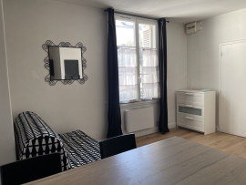 
                                                                                        Vente
                                                                                         STUDIO MEUBLE QUARTIER DES HALLES