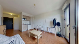 
                                                                                        Location
                                                                                         Studio meublé quartier St Hilaire avec parking - 134855