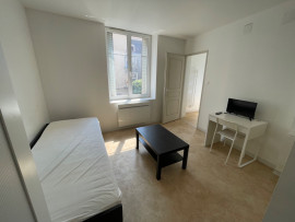 
                                                                                        Location
                                                                                         Studio T1 de 18m2 meublé idéal étudiant