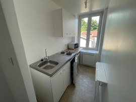 
                                                                                        Location
                                                                                         Studio T1 de 22m2 meublé idéal étudiant