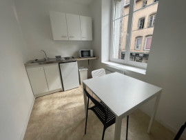 
                                                                                        Location
                                                                                         Studio T1 de 25m2 meublé idéal étudiant