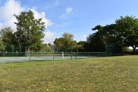 
                                                                                        Vente
                                                                                         SUPERBE BATISSE PERIGOURDINE DU 16 EME SIECLE AVEC SA TOUR ET SON TENNIS 