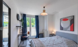 
                                                                                        Location
                                                                                         Superbe colocation de 3 chbres quartier Jean Mace