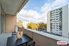 
                                                                                        Colocation
                                                                                         Superbe colocation refaite à neuf avec balcon à Colombes