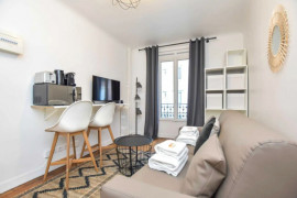 
                                                                                        Location
                                                                                         Superbe Studio - Neuilly sur Seine