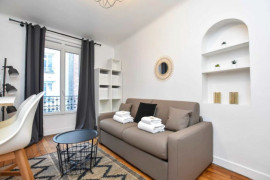 
                                                                                        Location
                                                                                         Superbe Studio - Neuilly sur Seine