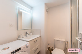 
                                                                                        Location
                                                                                         T1 meublé avec grande mezzanine - Quartier des Chartrons 1331021 n°4