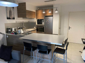 
                                                                                        Location
                                                                                         T2 meublé 45 m² 2 pièces - 1 chambre