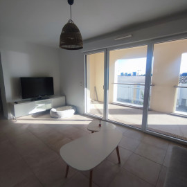 
                                                                                        Location
                                                                                         T2 meublé Bordeaux