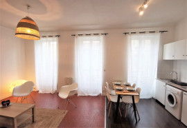 
                                                                                        Location
                                                                                         T2 meublé - Parc Longchamp - 42m², Marseille 4ème