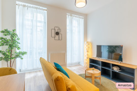 
                                                                                        Location
                                                                                         T2 rénové et meublé quartier Saint Michel 233863