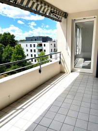 
                                                                                        Vente
                                                                                         T3 de 92 m² Villeurbanne - Totem