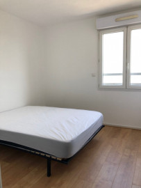 
                                                                                        Location
                                                                                         T3 meublé Bordeaux