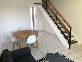 
                                                                                        Location
                                                                                         T3 meublé Bordeaux