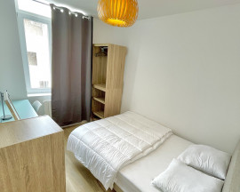 
                                                                                        Location
                                                                                         T3 meublé - Lille Porte des Postes - 3593893