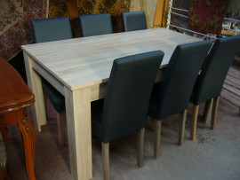 
                                                                                        Meuble
                                                                                         Table et 6 chaises, promotion