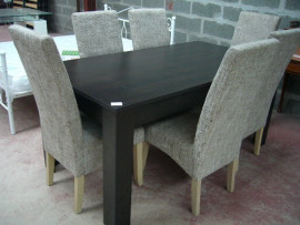 
                                                                                        Meuble
                                                                                         Table et 6 chaises, promotion