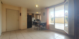 
                                                                                        Vente
                                                                                         TALUYERS- T4 de 80 m² + terrasse + garage +parking + cave