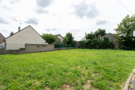 
                                                                                        Vente
                                                                                         Terrain - 370 m² - Goussainville